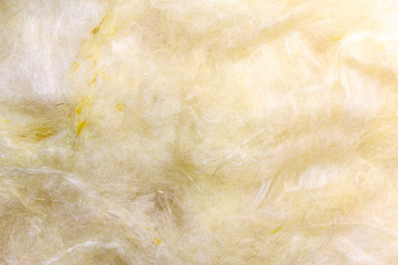 For insulating glass is highly suitable