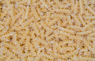 Fusilli Nudeln als Textur Hintergrund