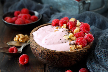 Raspberries smoothie bowls