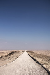 the road to the edge of the desert