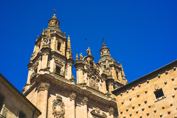 Fototapeta na wymiar La Clerecía Salamanca