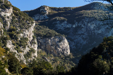 Montagne nel parco naturale regionale di Frasassi