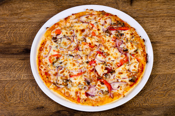Pizza with beef and onion
