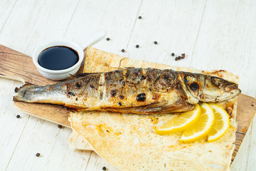 Grilled seabass with lemon