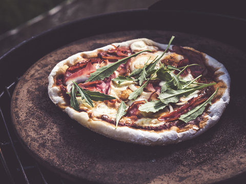 how to make the best homemade grilled pizza