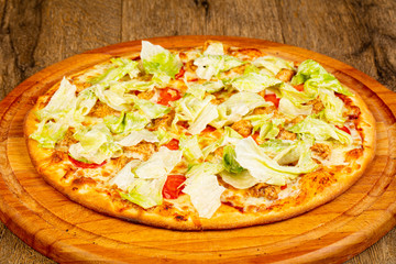 Pizza Caesar with chicken