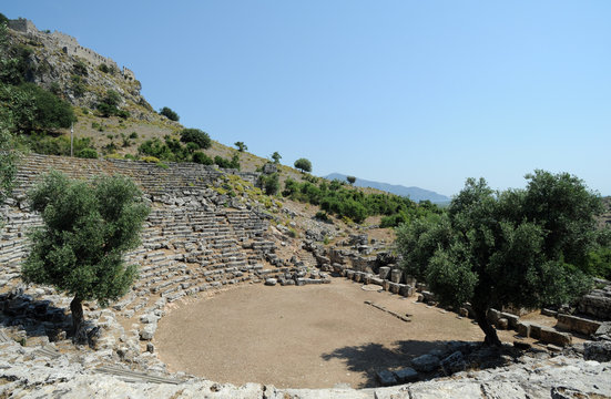 L'orchestre du th&eacute;&acirc;tre du site arch&eacute;ologique de Kaunos en Anatolie