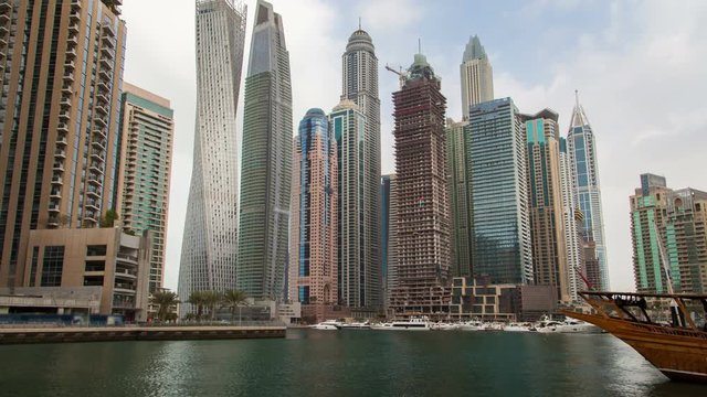 Time lapse Dubai Marina. pan up