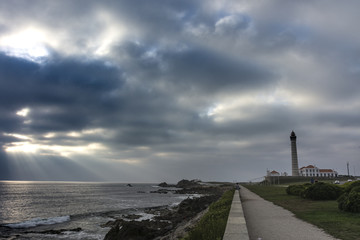Lighthouse of Leça da Palmeira, a cloudy day