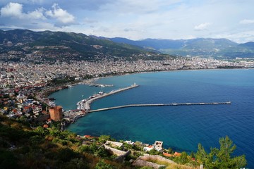Fototapeta na wymiar Panoramic view of Alanya harbor and coastline, Turkey