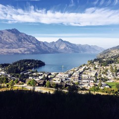 Fototapeta na wymiar Hiking to a lookout over Queenstown, New Zealand