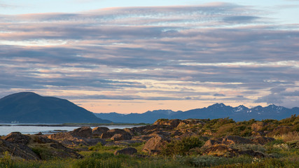 Mitternachtssonne auf den Lofoten