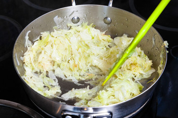 braiseing cabbage for stuffing in frying pan