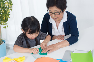 孫とおばあちゃん