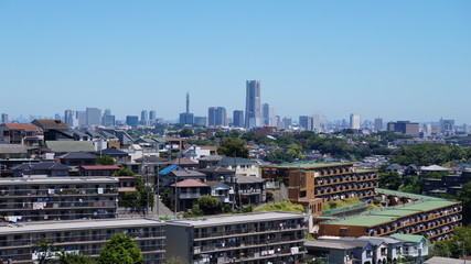 Fototapeta premium 横浜みなとみらいと住宅街