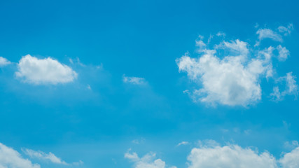 Obraz na płótnie Canvas Blue sky nature background
