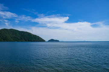 琵琶湖の北部の景色（滋賀県、日本）