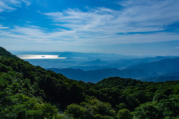 Fototapeta na wymiar 伊吹山の頂上からの景色（滋賀県、日本）
