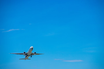 飛行機　成田