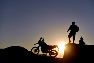Obraz na płótnie Canvas motorbike adventure, long road experience and break time