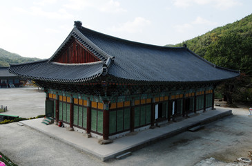 Fototapeta na wymiar Geumsansa Buddhist Temple