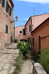 Fototapeta na wymiar Italy: Alley of Marciana in Elba Island.