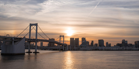 Rainbow Bridge and Tokyo skyline at sunset　レインボーブリッジの夕景