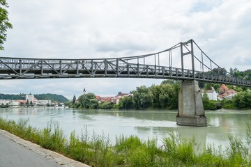 Fototapeta na wymiar Uferpromenade Passau