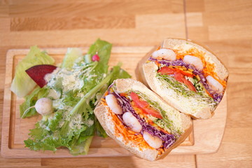 オープンサンドイッチ