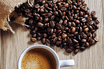 A white cup of cafee