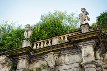 Obraz premium Figures of Basilica of Santa Maria Maggiore of Bergamo Italy