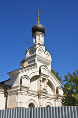 Fototapeta na wymiar The Church of St. Nicholas Mirlikiyskiy in Derbenev in Moscow, Ulansky lane, the house 11, building 1
