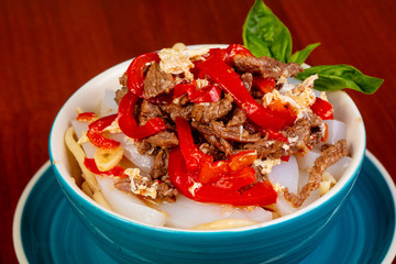 Noodle with beef