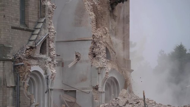 Demolition of a Church in Immerarth