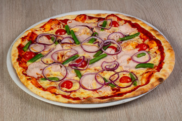 Pizza with ham