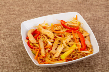 Glass noodle with chicken, vegetables