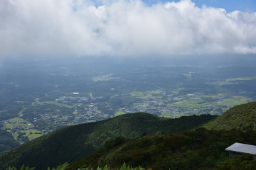 日本の岡山の那岐山の景色