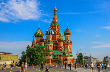 Fototapeta na wymiar Moscow, Russia - In the Russia capital you can find a stunning mix of soviet heritage and modernity, leaded by the Red Square and the Kremlin