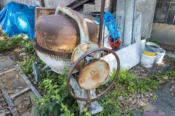 Construction site, cement mixer, equipment for bricklayer
