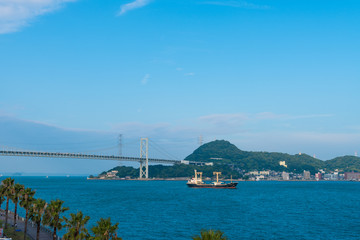 Naklejka premium 夏の関門海峡