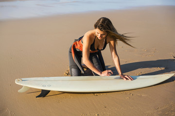 Obraz premium Getting ready for another surfing day