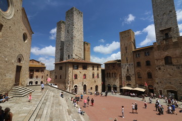 San Gimignano, Piazza del duomo - obrazy, fototapety, plakaty