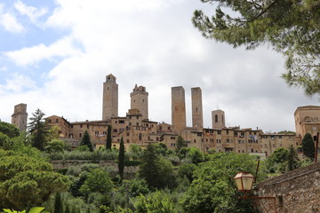 Fototapeta na wymiar San Gimignano, panorama urbano