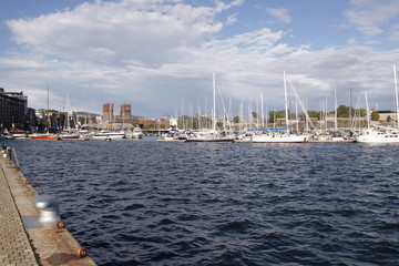 Fototapeta na wymiar Marina dans le port de Oslo, Norvège