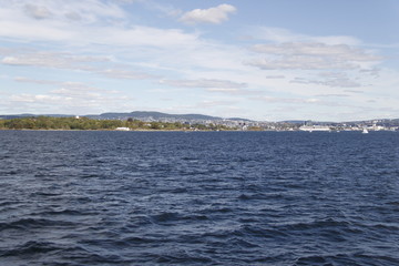 Fototapeta na wymiar Fjord de Oslo, Norvège 