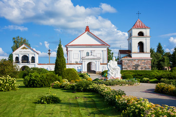 Fototapeta na wymiar St. Anne's Church in Mosar, Belarus. Architectural monument of classicism. Built in 1792 year on the site of the Jesuit mission