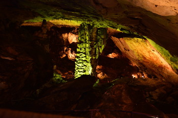 cave Magurata