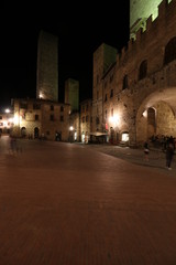 Fototapeta na wymiar San Gimignano di sera