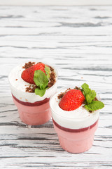 trifle with strawberry