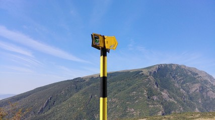 Mountain peak sign